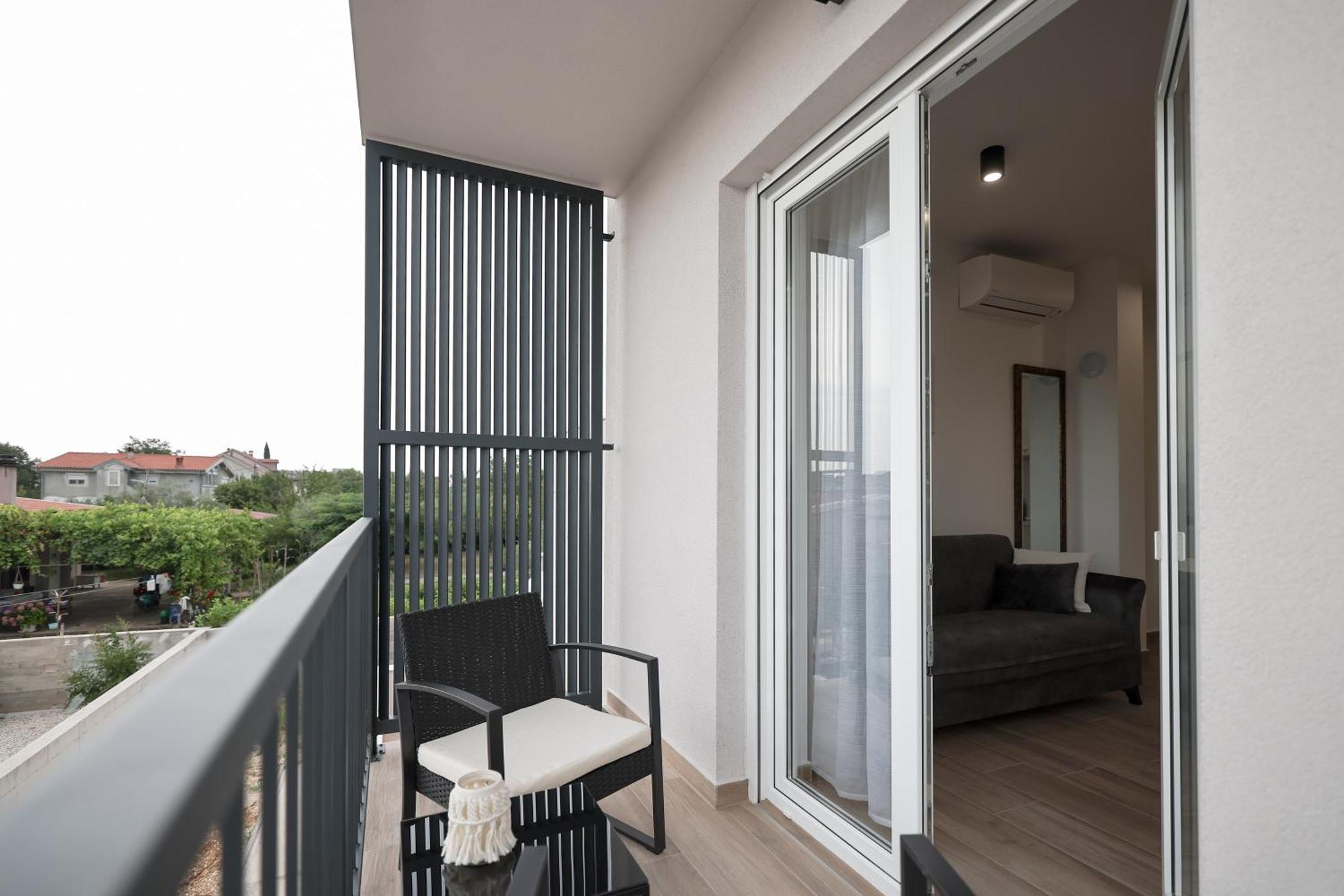 Duo Soles - Apartments With Private Parking Near Zadar Murvica  Εξωτερικό φωτογραφία
