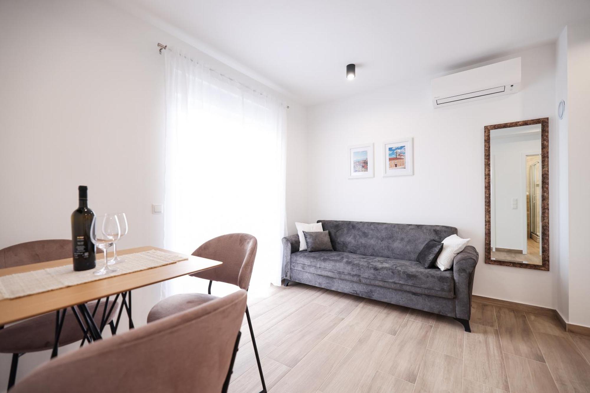 Duo Soles - Apartments With Private Parking Near Zadar Murvica  Εξωτερικό φωτογραφία