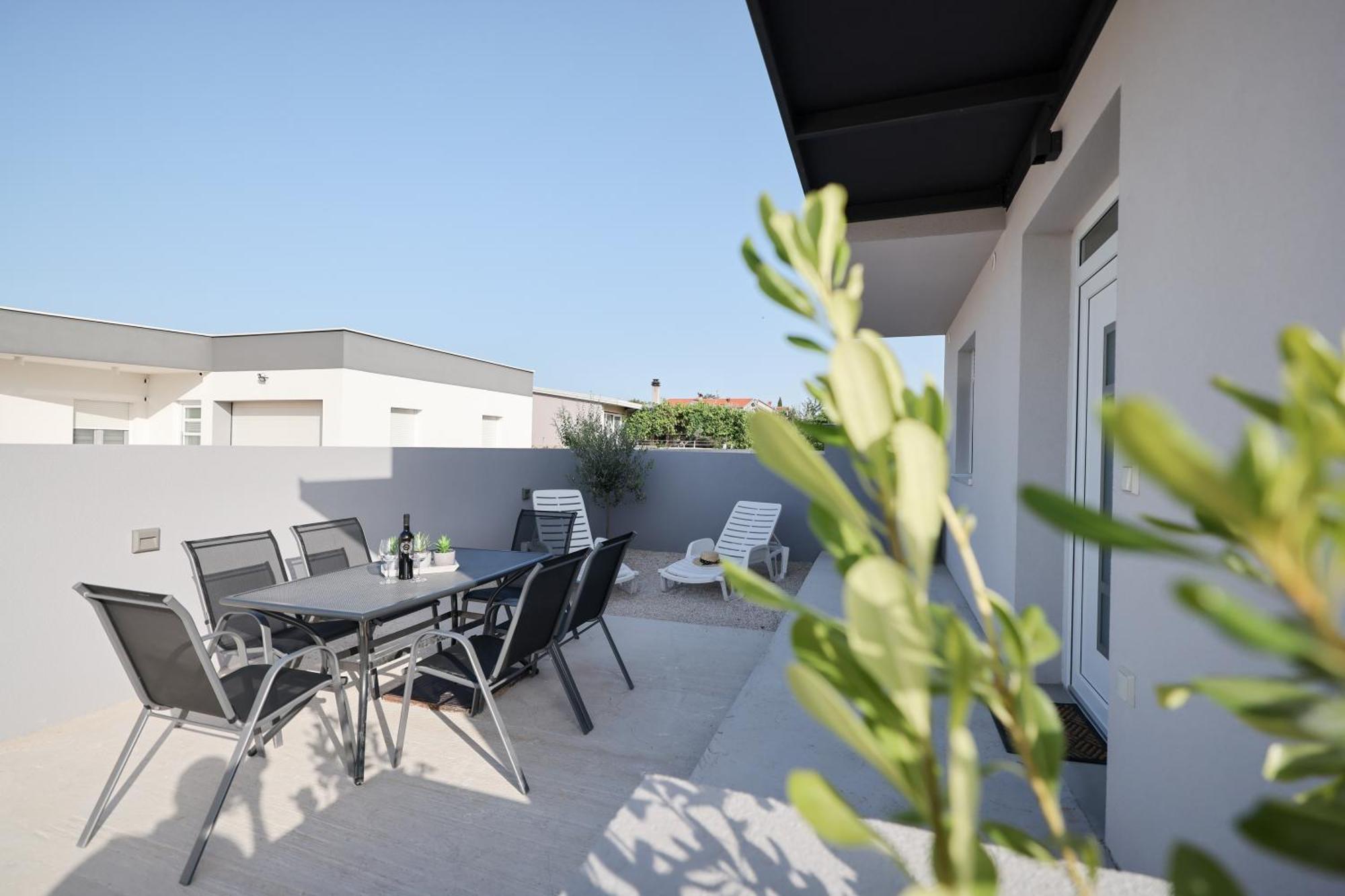 Duo Soles - Apartments With Private Parking Near Zadar Murvica  Εξωτερικό φωτογραφία